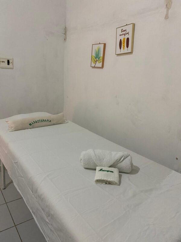 Massagem relaxante, terapêutica, desportiva, sensitive.