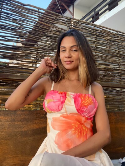 Julia Massagem