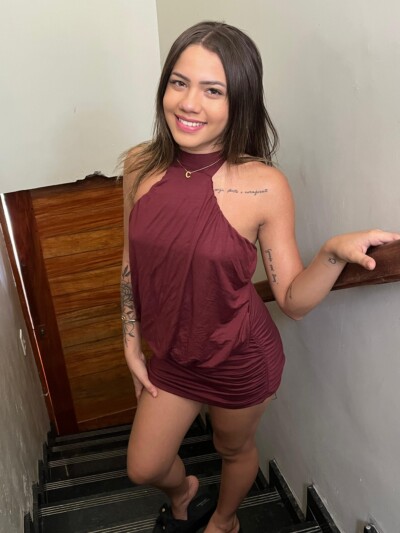 Mirela  Massagem