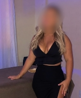 Massagem relaxante, Massagem Tântrica, Limpeza de pele, Esfoliaçao corporal, Massagem Yoga yauverdica, Massagem tailandesa, Massagem desportiva, Drenagem linfática.